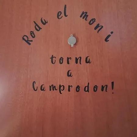 El Mussol De La Camprodon, Balconets Amb Vistes A La Placa Appartamento